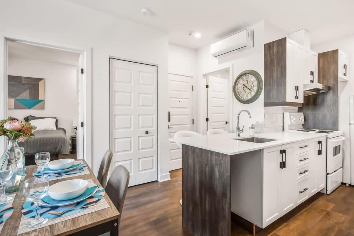 Апартаменты M11 Luxury 1Br Sofa Bed In The Heart Of Plateaumile-End Монреаль Экстерьер фото